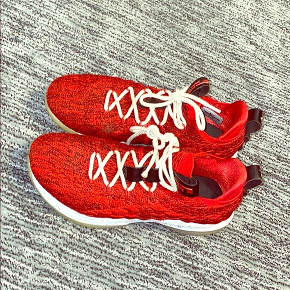 nike lebron xv low university red
